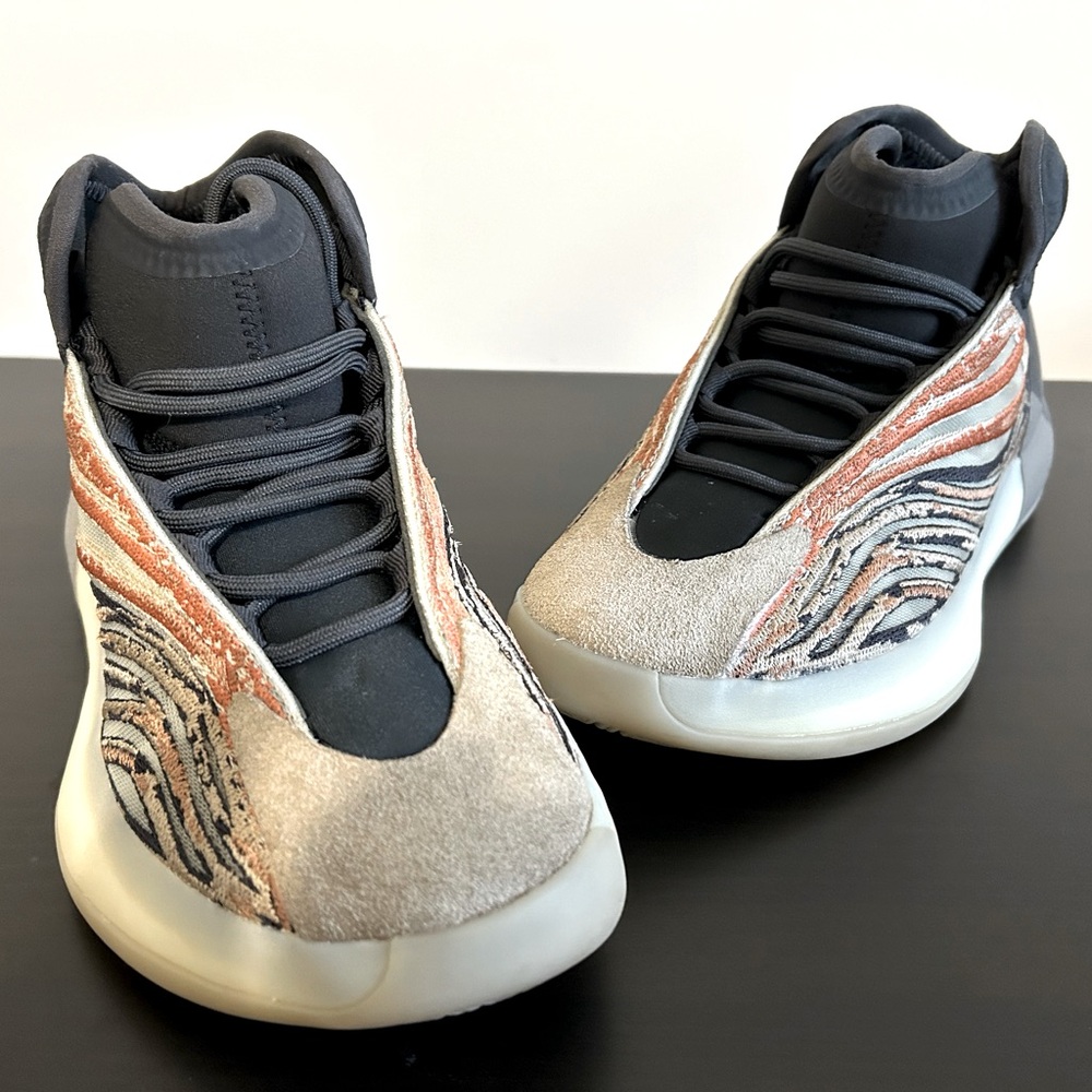 Adidas Yeezy Quantum(Flash Orange) Sz:8.5